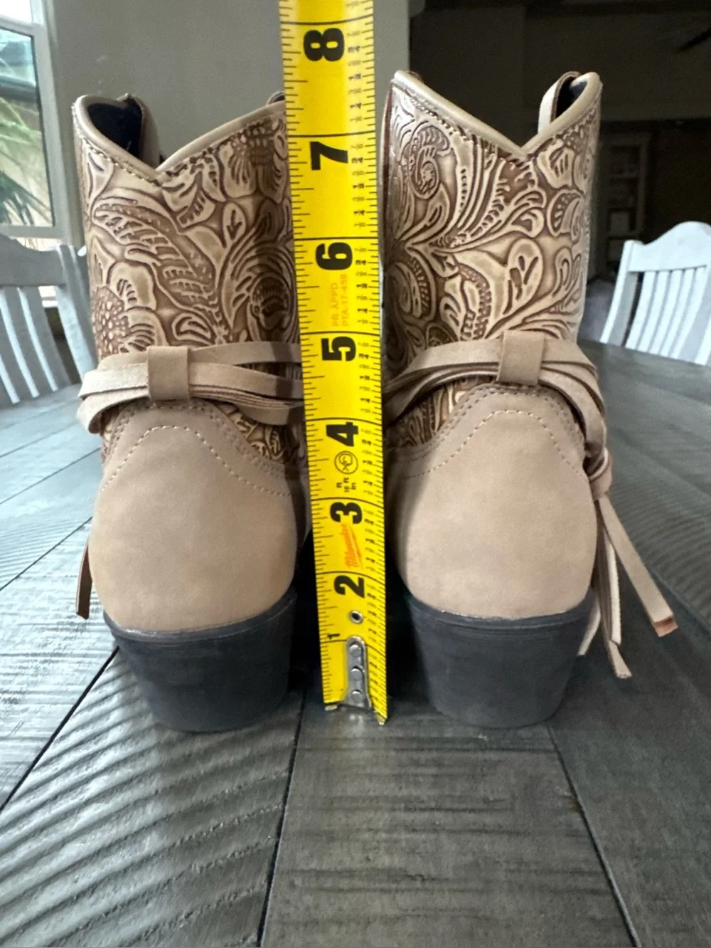 Dingo Valerie Floral Tooled Knotted Stap Western Ankle Booties Women’s Size 9